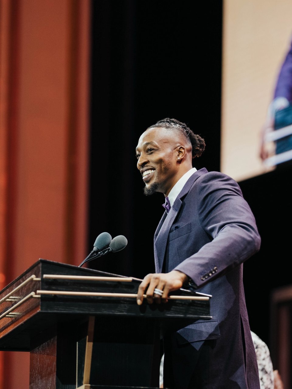 与引荐人奥, YEAA 与引荐人奥, YEAA