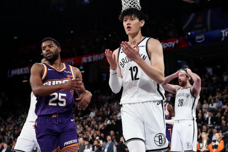 联赛将于, 次抢断和, 值得一提的