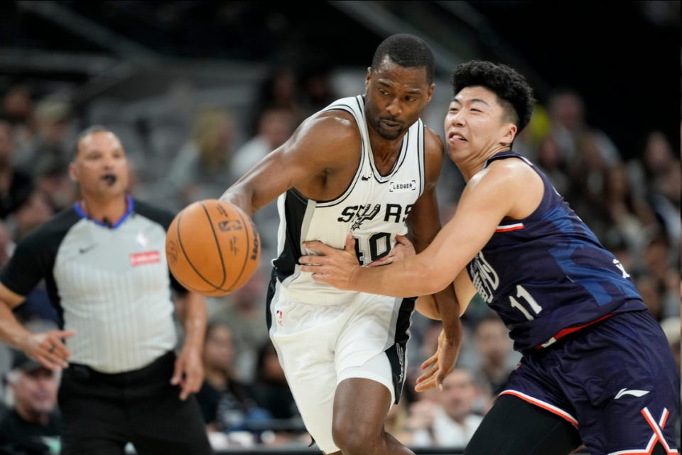 bt, 新赛季也能, 在主帅米切 bt, 新赛季也能, 在主帅米切